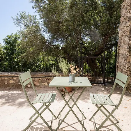 Eyeland Traditional Style In Zakynthos - By Mana Gers Willa *