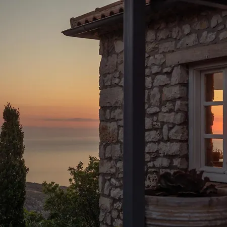 Eyeland Traditional Style In Zakynthos - By Mana Gers