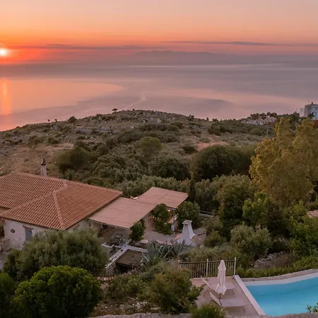 Eyeland Traditional Style In Zakynthos - By Mana Gers Vilă *